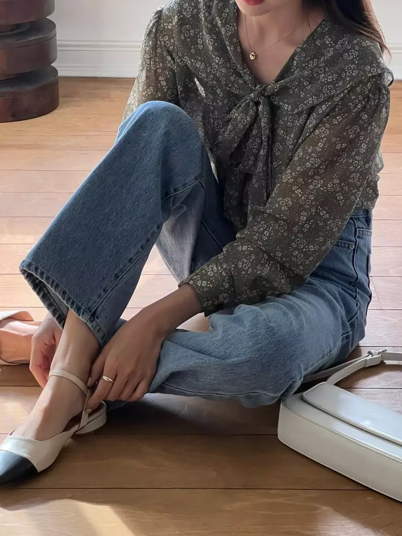 Atthismoment - Korean Women Fashion - #momslook - Loving Blouse - 4