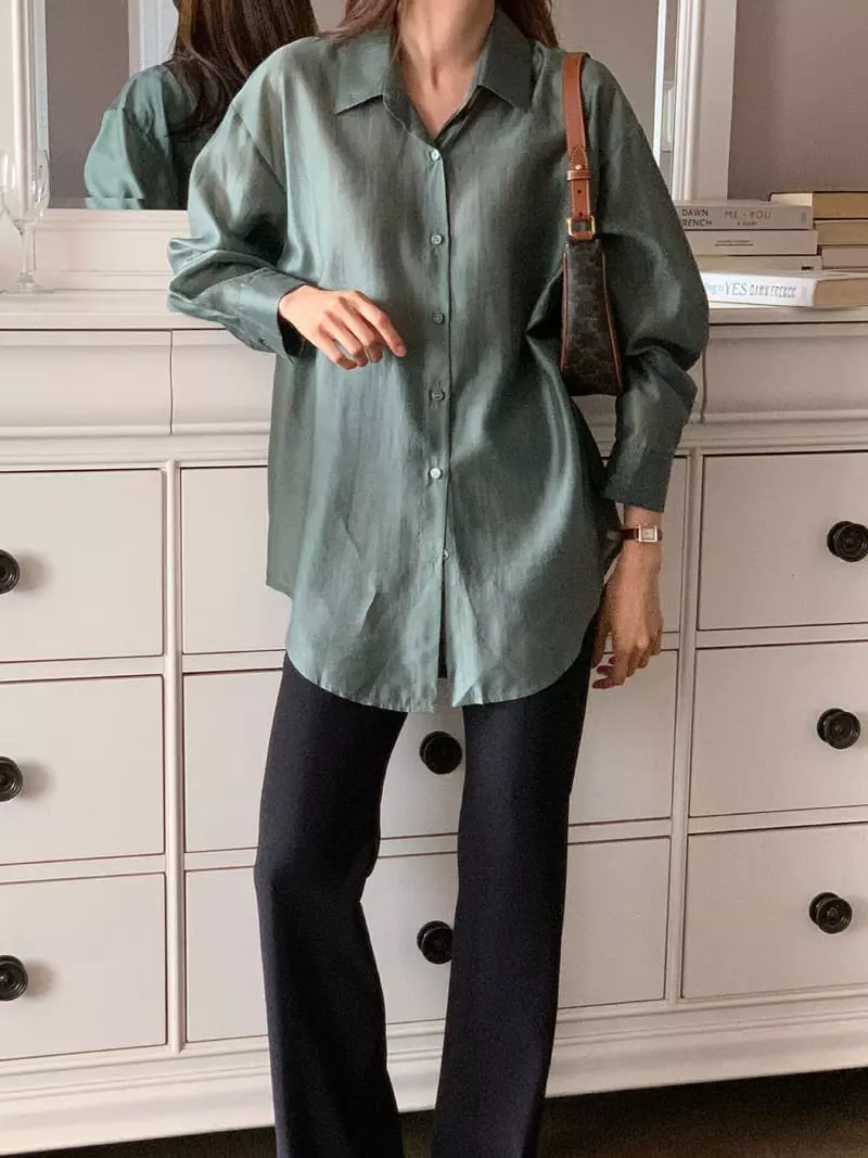 Atthismoment - Korean Women Fashion - #momslook - Back Slit Shirt - 2
