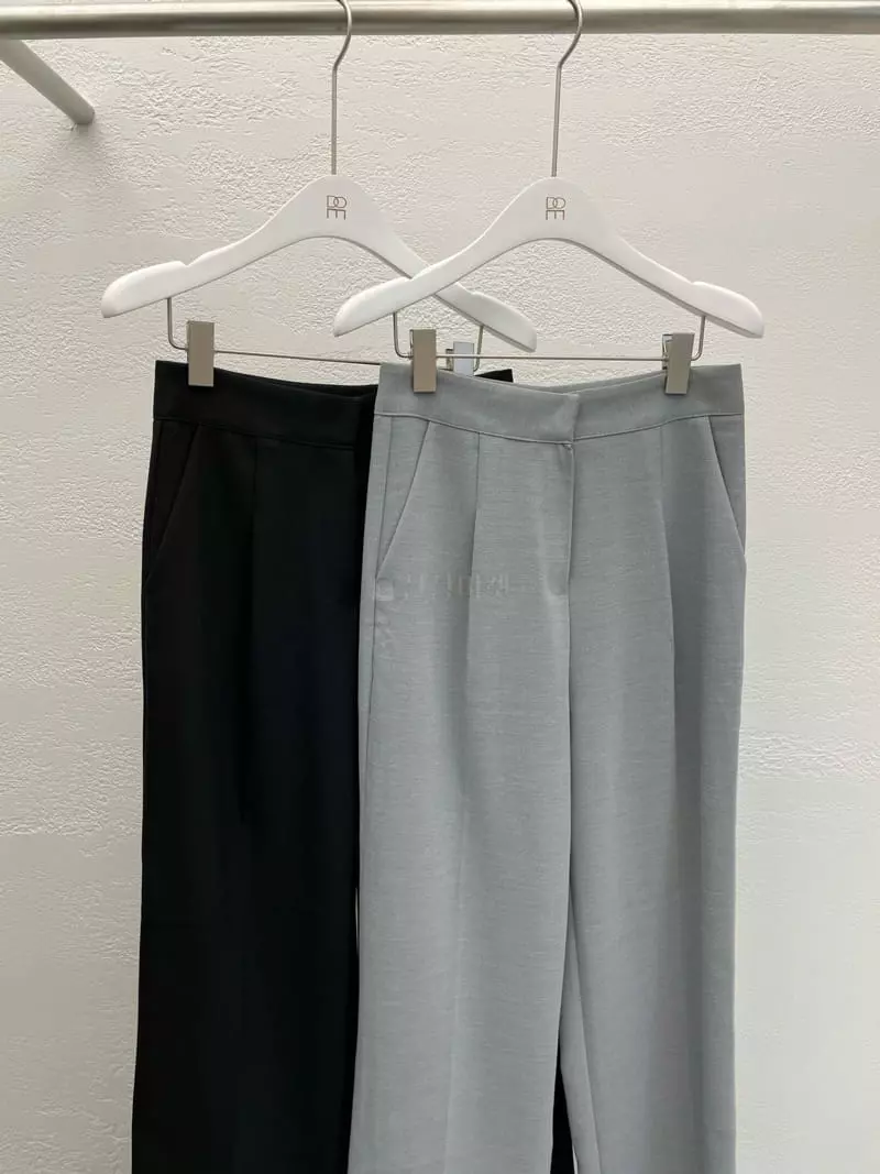 Atthismoment - Korean Women Fashion - #momslook - Pocket Pants - 12