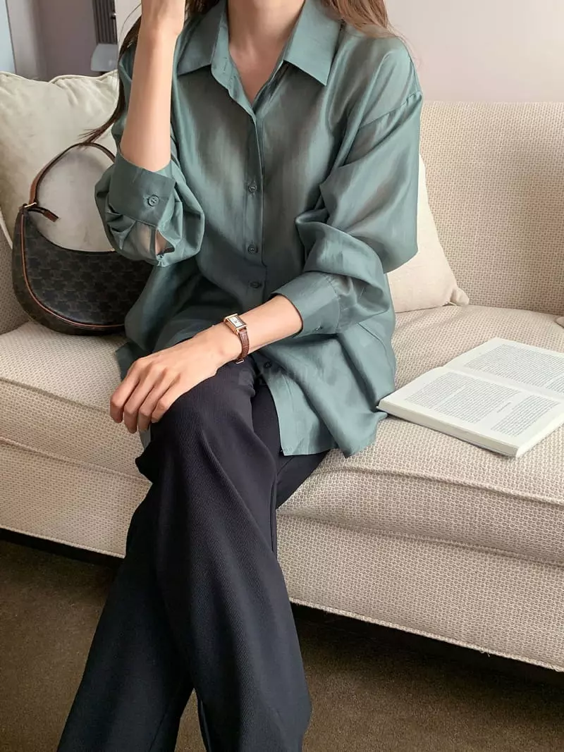 Atthismoment - Korean Women Fashion - #restrostyle - Back Slit Shirt - 7