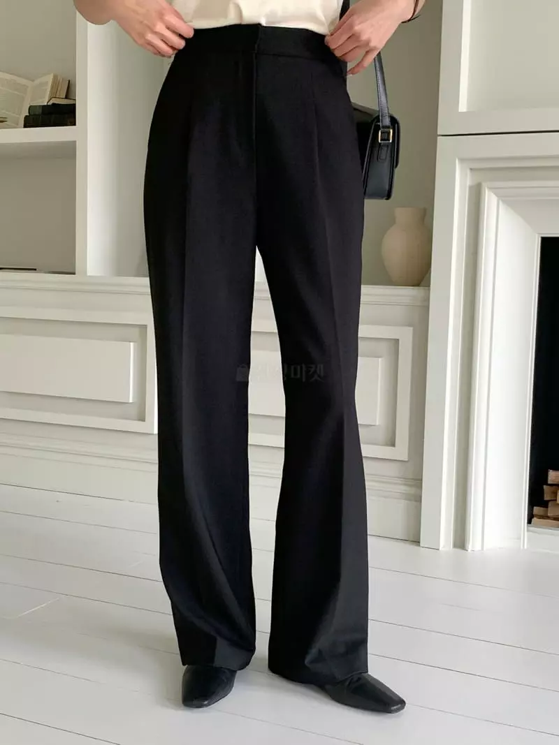 Atthismoment - Korean Women Fashion - #restrostyle - Pocket Pants - 4