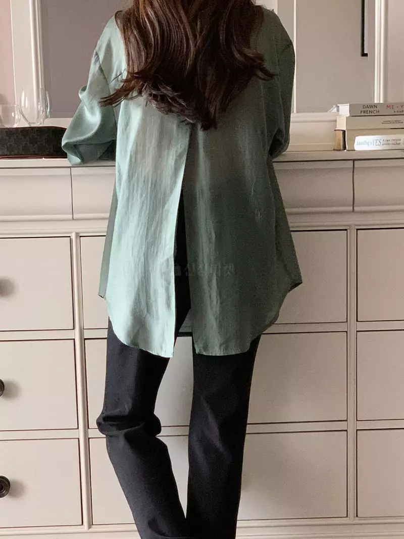 Atthismoment - Korean Women Fashion - #womensfashion - Back Slit Shirt - 4