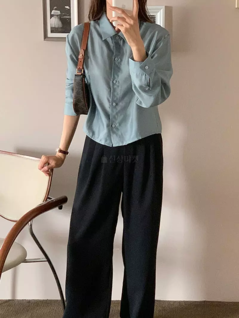 Atthismoment - Korean Women Fashion - #momslook - Crop Blouse - 4