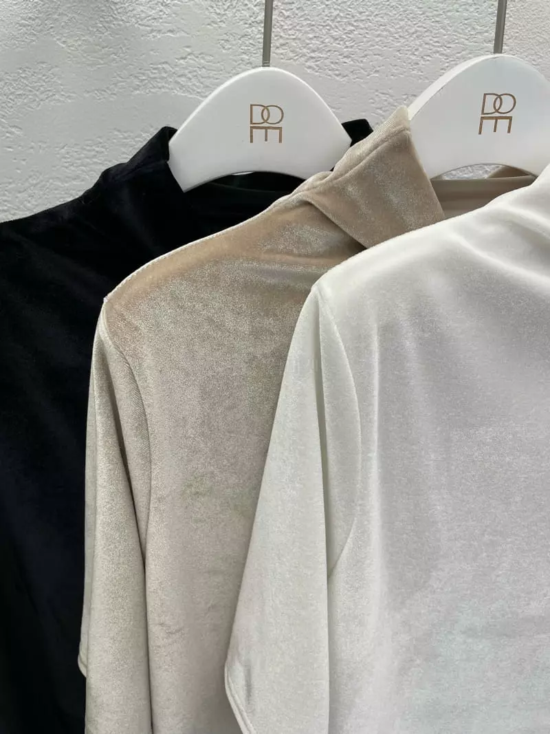 Atthismoment - Korean Women Fashion - #momslook - Velvet Turtleneck Tee - 4