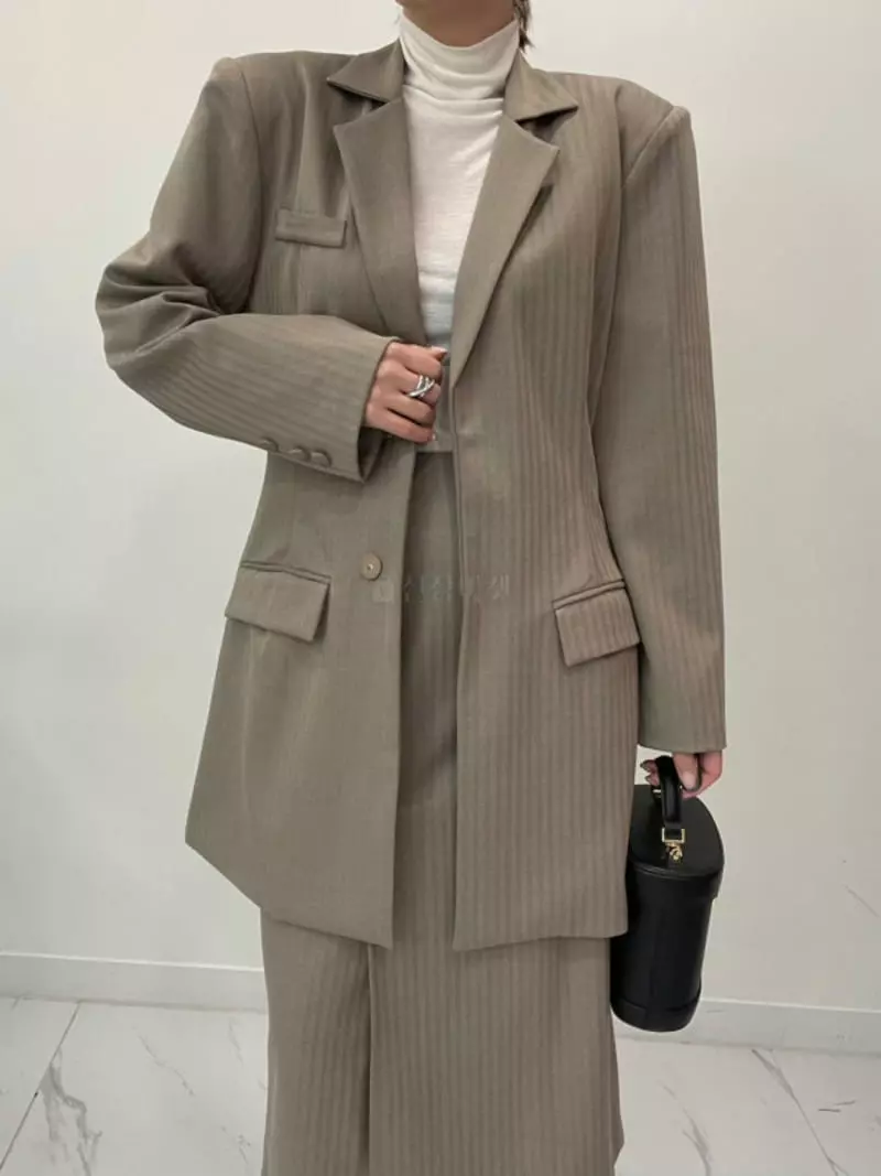 Auver_Fit - Korean Women Fashion - #momslook - Herringbone Snap Jacket