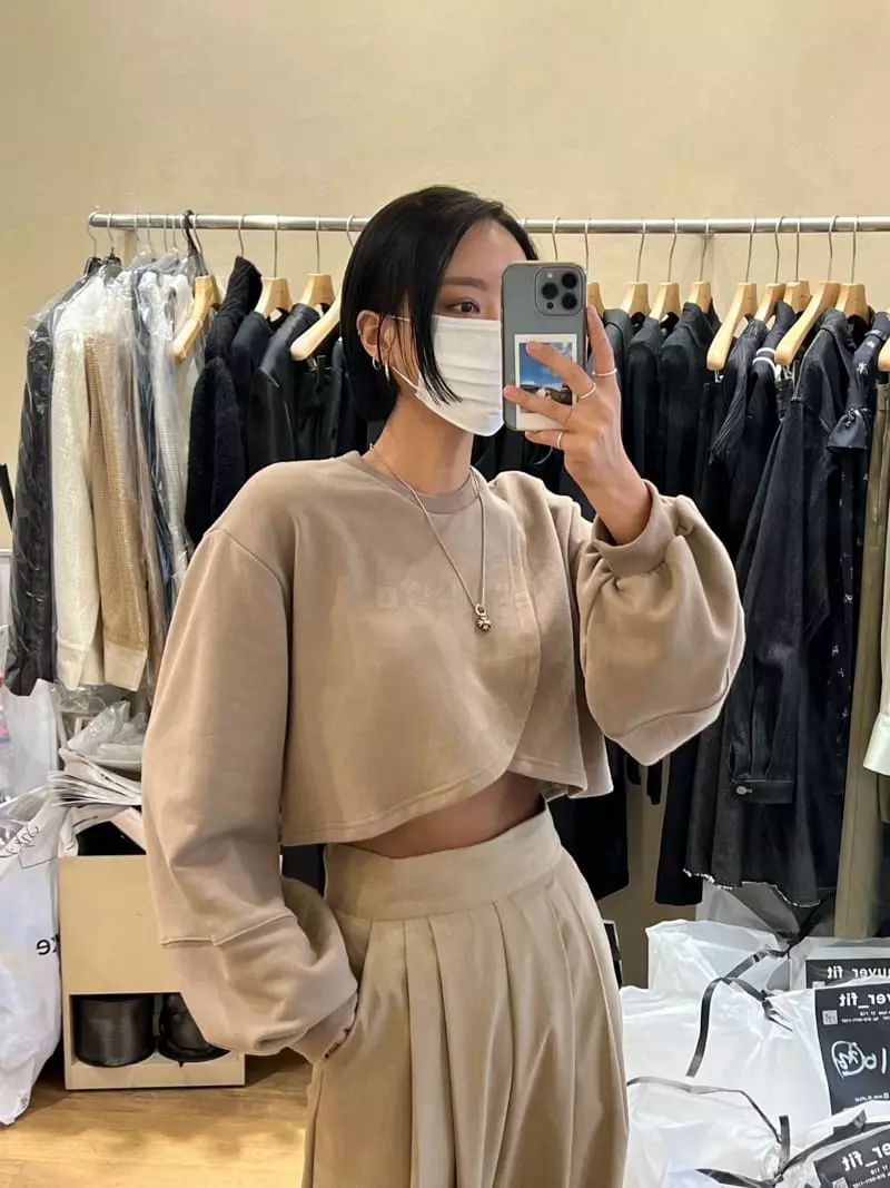 Auver_Fit - Korean Women Fashion - #momslook - Crop Cross Sweatshirt - 4