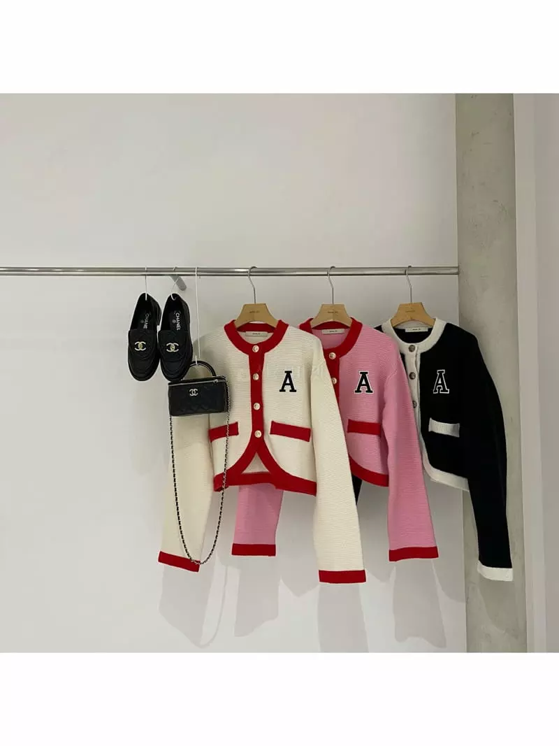 Auver_Fit - Korean Women Fashion - #momslook - A Patch Crop Cardigan - 6