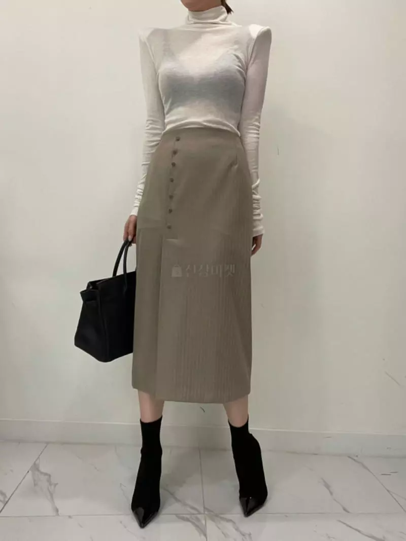 Auver_Fit - Korean Women Fashion - #romanticstyle - Button Skirt - 2