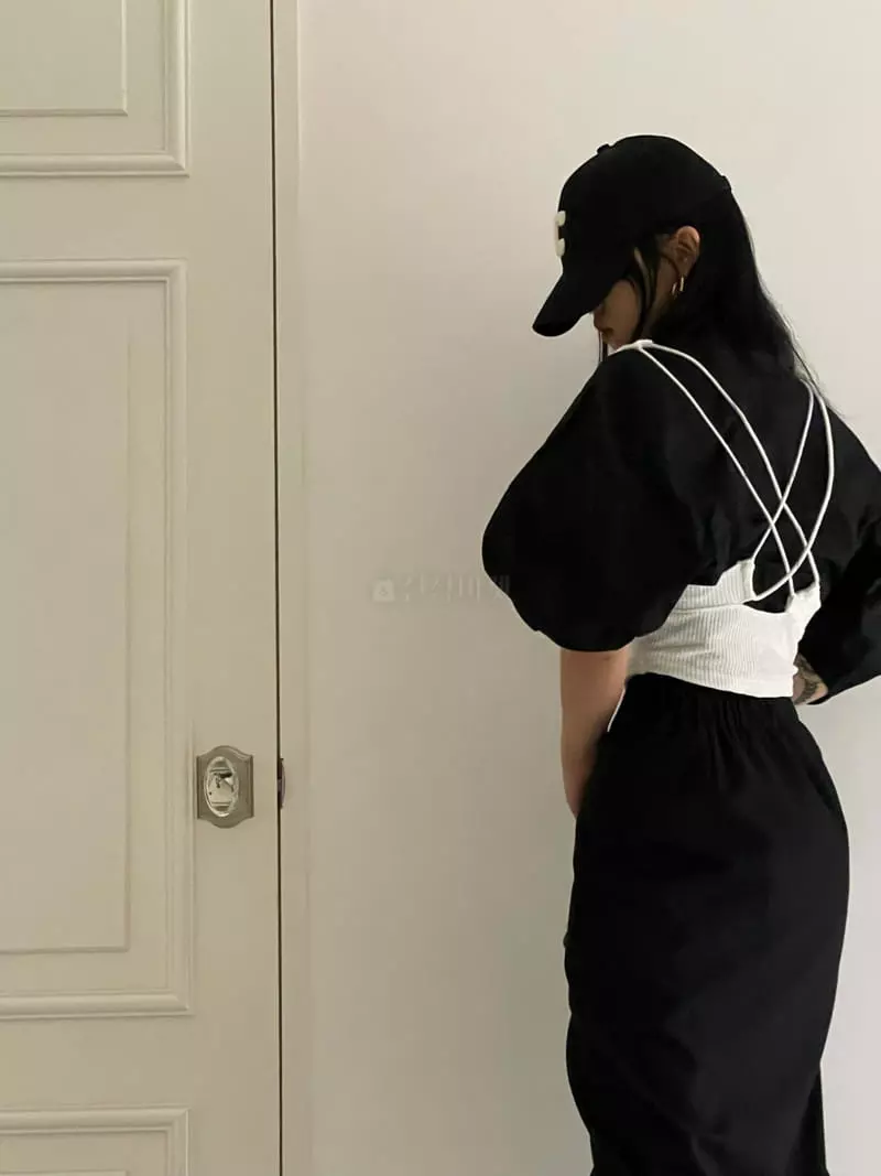Auver_Fit - Korean Women Fashion - #womensfashion - Rib Crop Bustier - 2