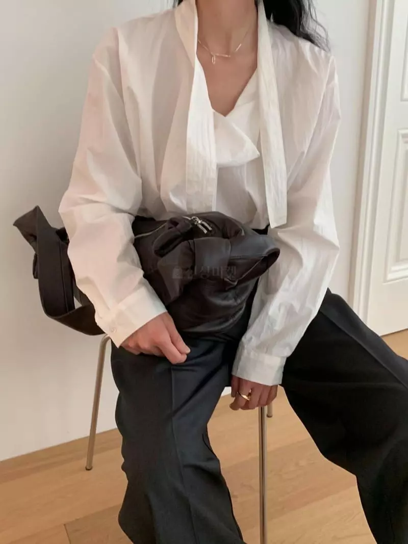 Avecnous - Korean Women Fashion - #momslook - Beat Blouse - 6