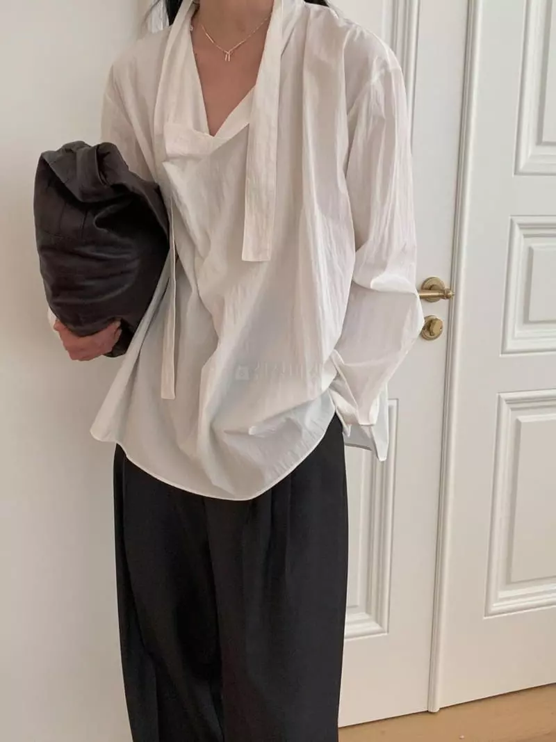 Avecnous - Korean Women Fashion - #momslook - Beat Blouse - 8