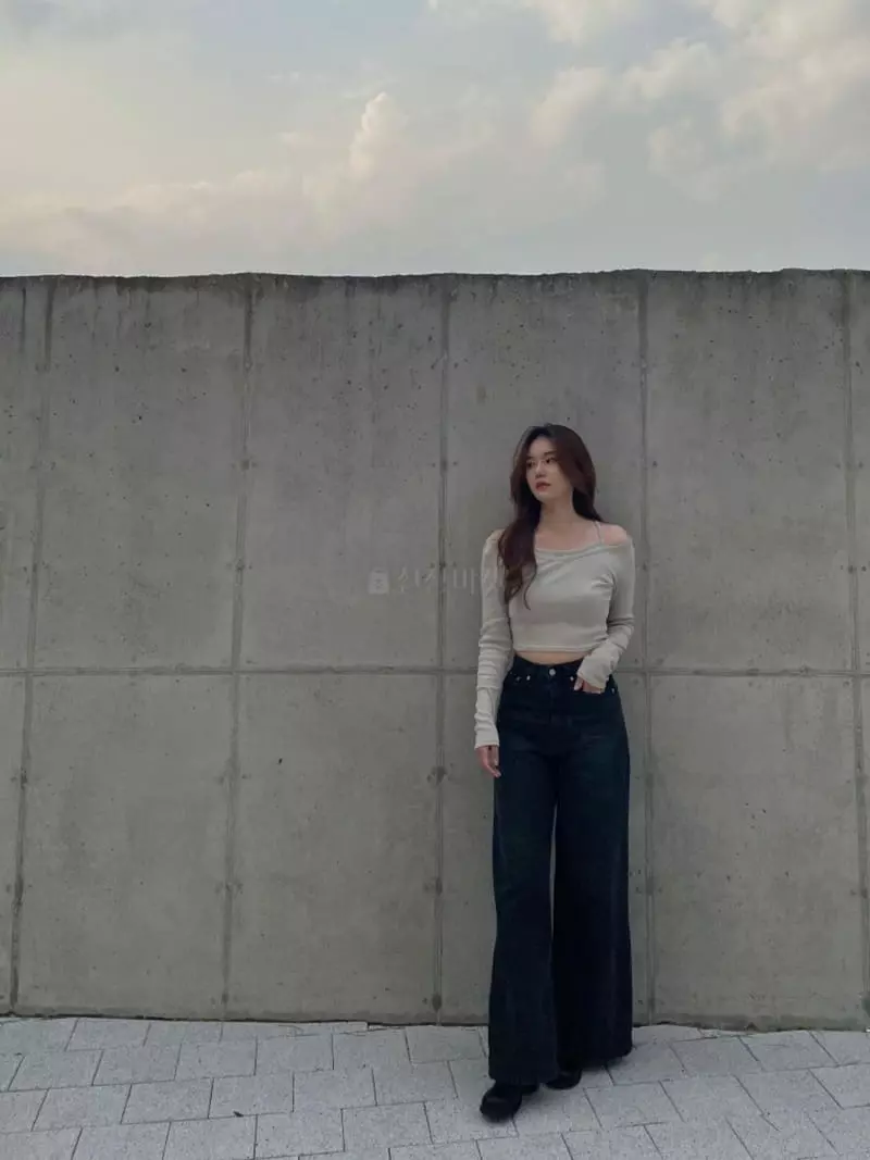 Awesome H - Korean Women Fashion - #momslook - Rib Layered Tee - 2