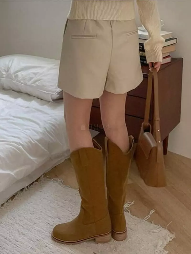 Awesome H - Korean Women Fashion - #momslook - Leather Shorts  - 3