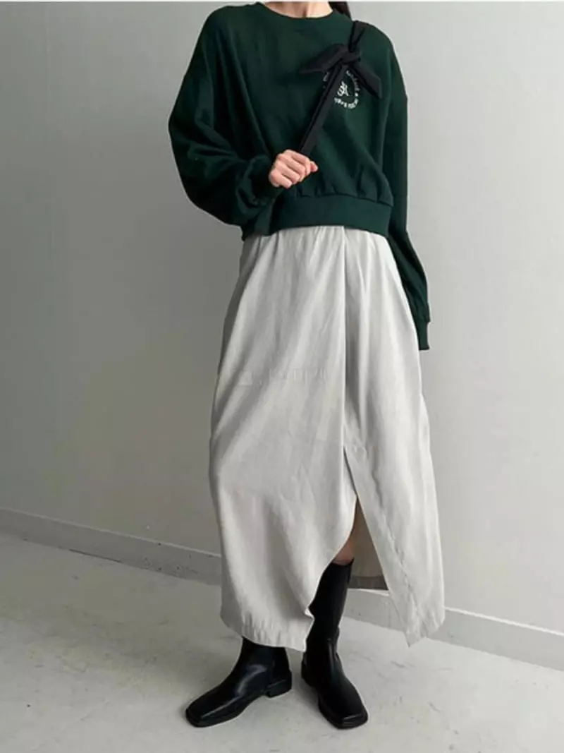 Awesome H - Korean Women Fashion - #womensfashion - Back Slit Sweatshirt - 4