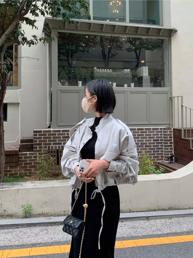 Awesome H - Korean Women Fashion - #momslook - Short Trench Jacket - 3