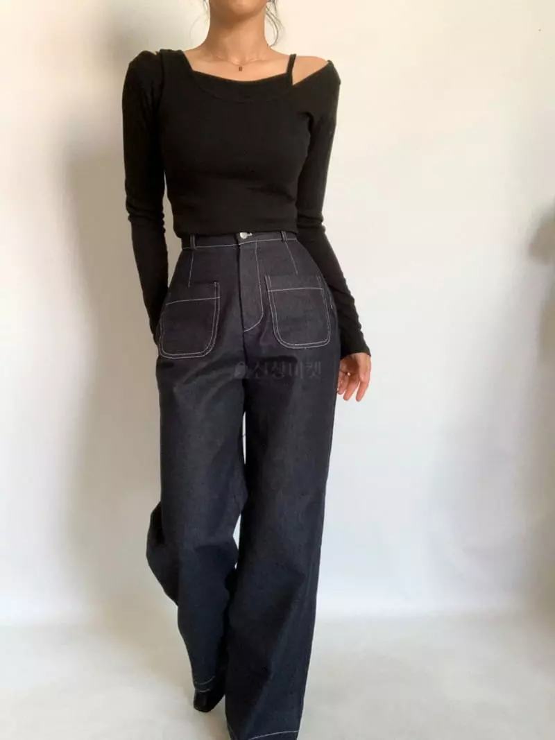 Awesome H - Korean Women Fashion - #momslook - Pure Stitch Jeans - 3
