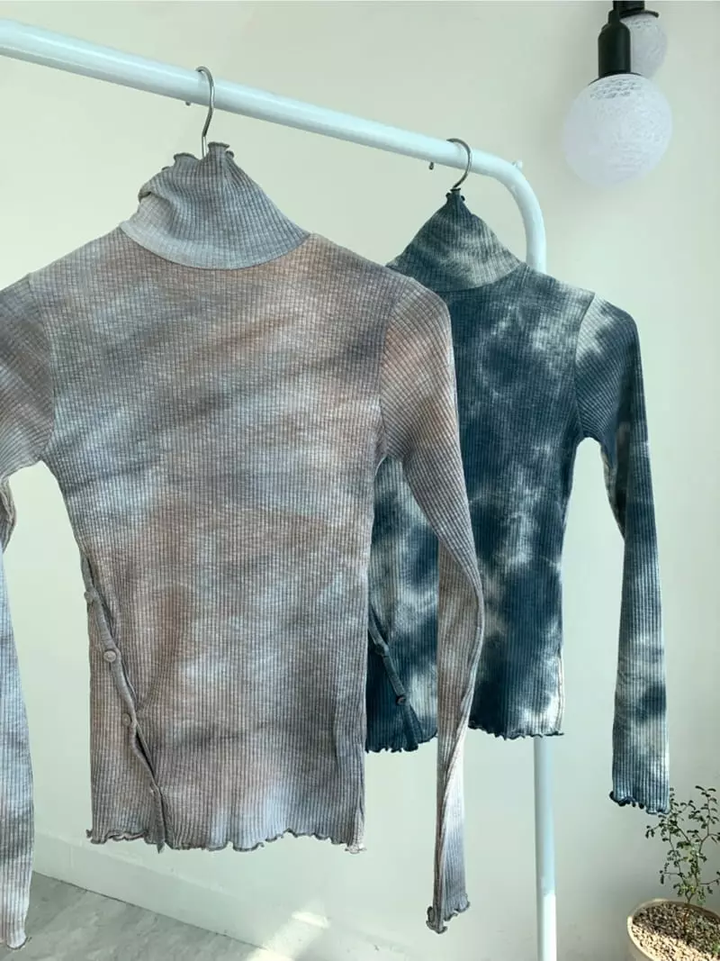 Awesome H - Korean Women Fashion - #restrostyle - Aurora Tee - 4