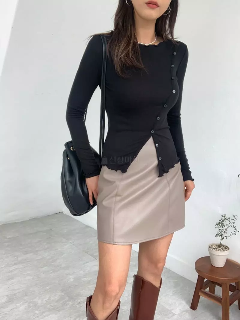 Awesome H - Korean Women Fashion - #thatsdarling - Carry Leather Skirt - 2