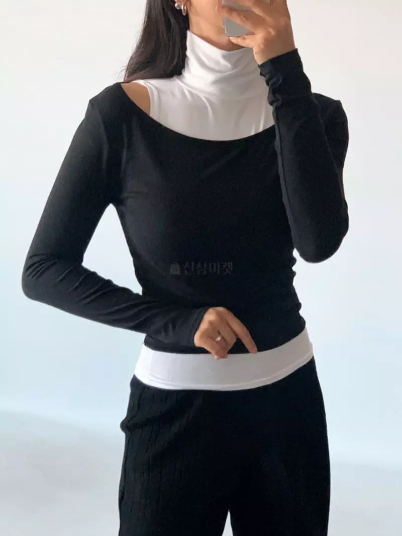 Awesome H - Korean Women Fashion - #vintagekidsstyle - Layered Tee - 12