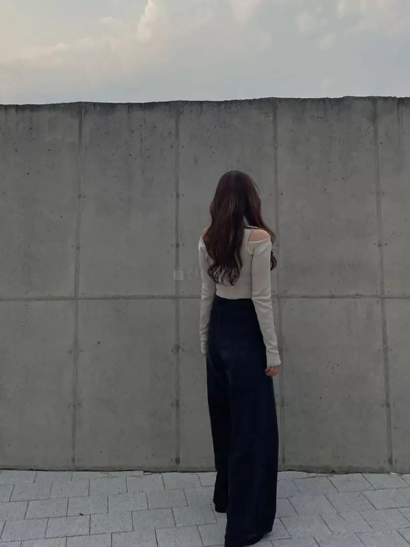 Awesome H - Korean Women Fashion - #womensfashion - Rib Layered Tee
