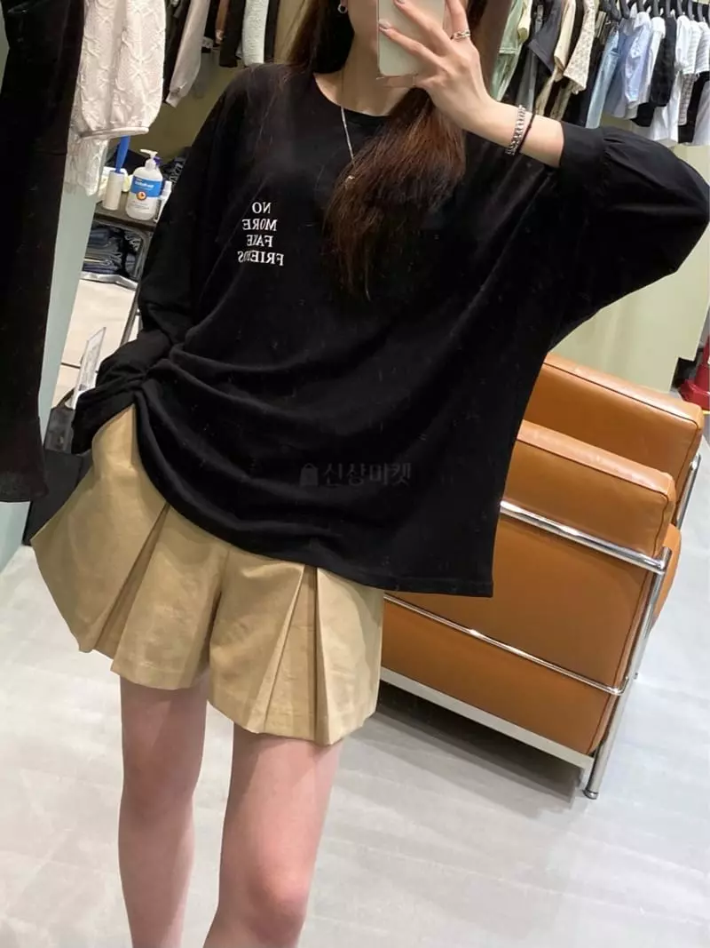 Backstage - Korean Women Fashion - #restrostyle - Holic Tee - 3