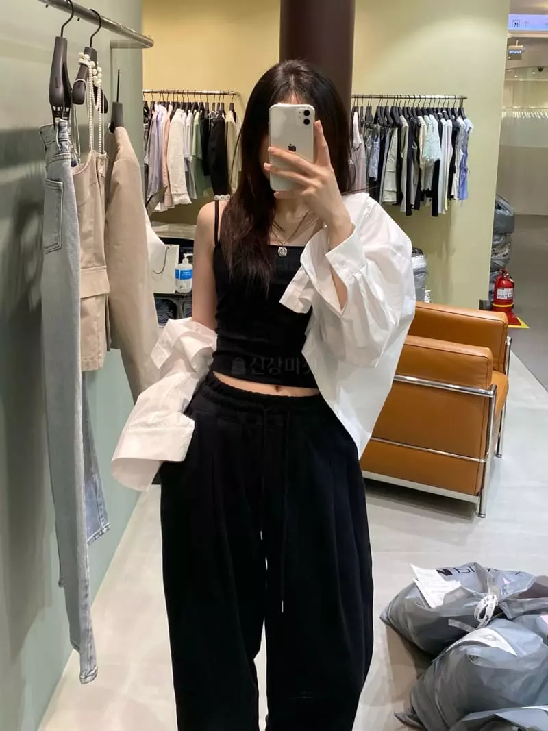 Backstage - Korean Women Fashion - #thelittlethings - Petit Sleeveless - 10