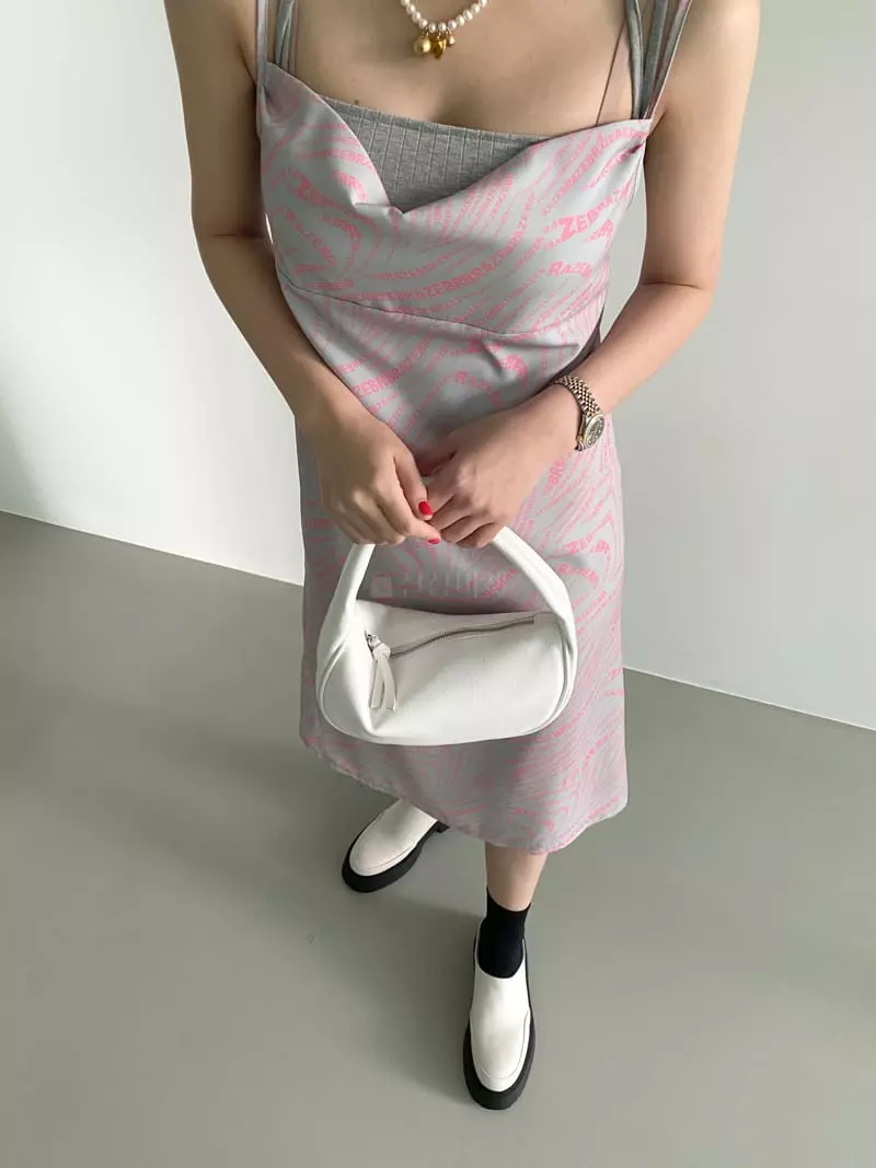 Backstage - Korean Women Fashion - #vintageinspired - Petit Sleeveless - 3