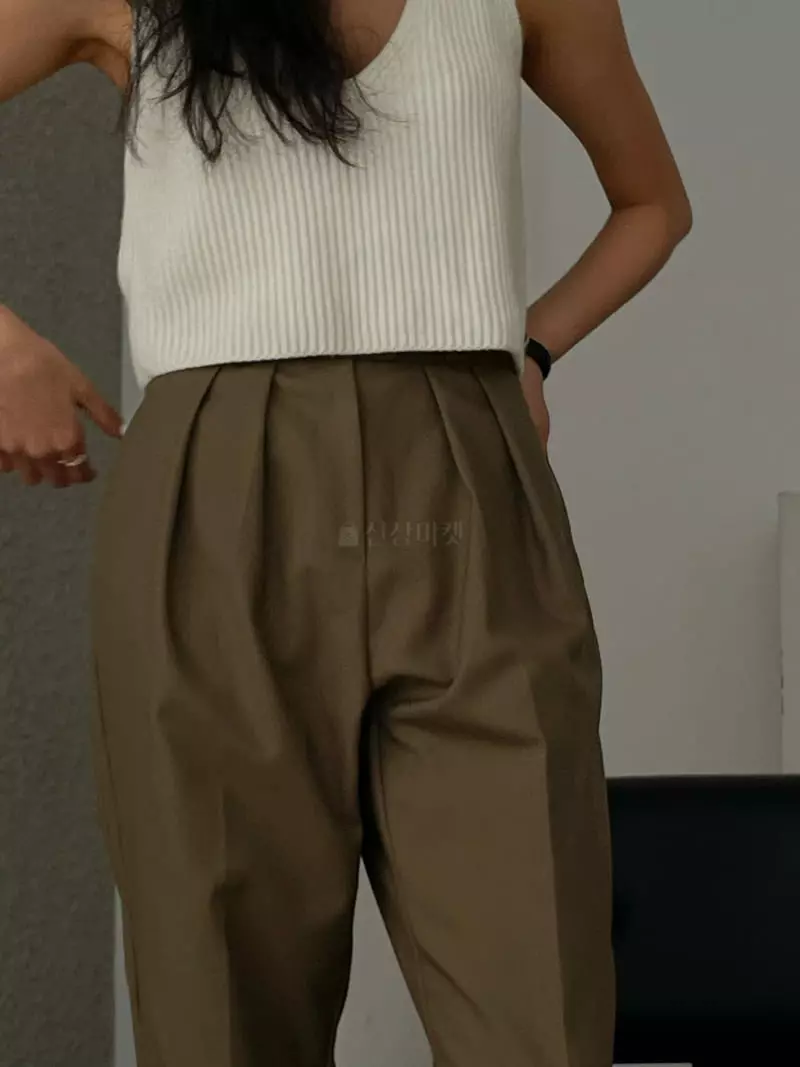 Baie Oud - Korean Women Fashion - #momslook - Button Tuck Pants
