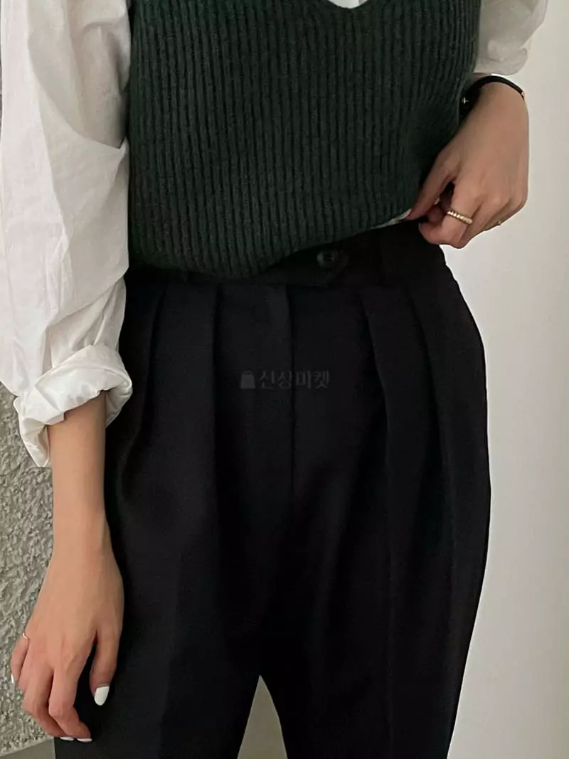 Baie Oud - Korean Women Fashion - #momslook - Button Tuck Pants - 3