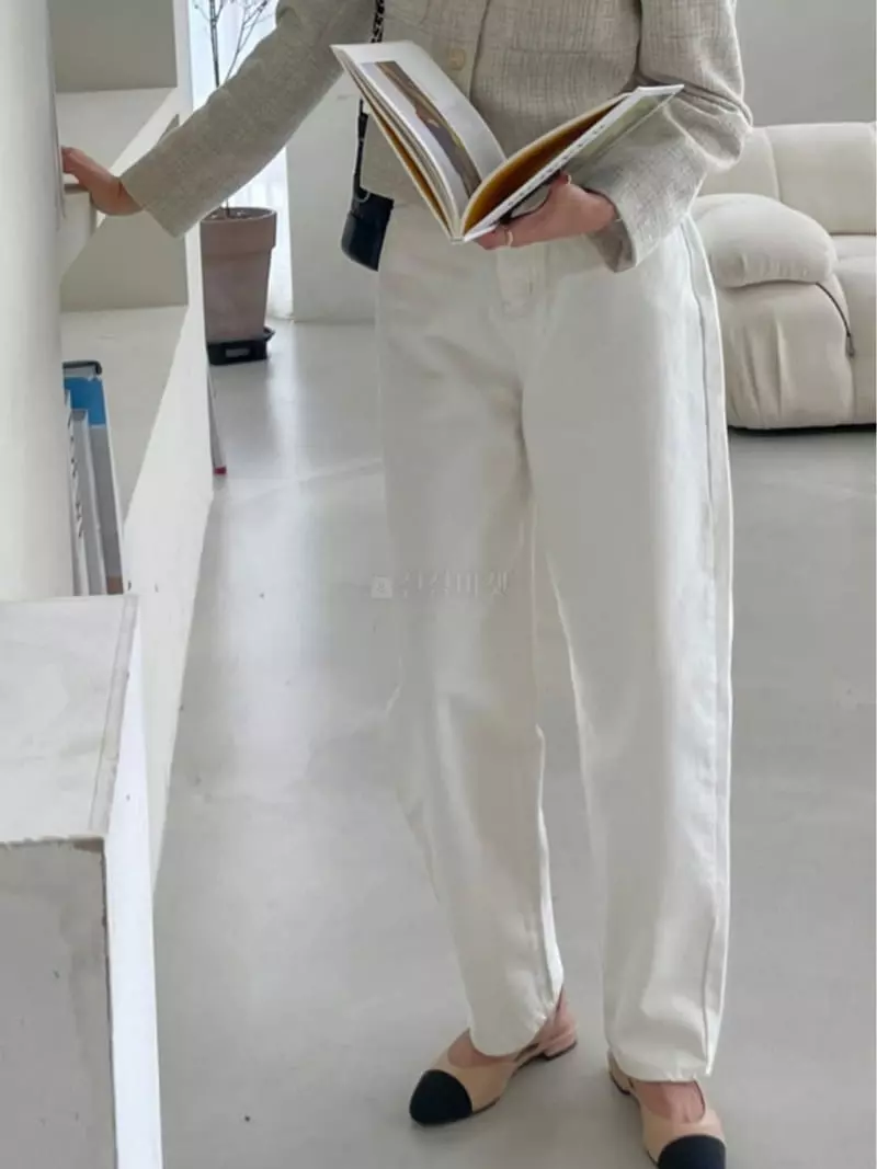 Baie Oud - Korean Women Fashion - #womensfashion - Line White Jeans - 3