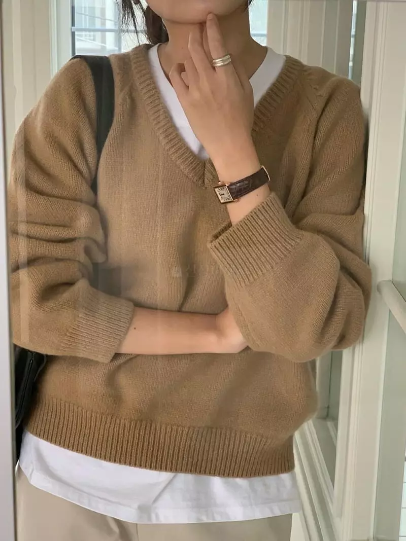 Baking Powder - Korean Women Fashion - #womensfashion - Joy Raglan V Knit Tee - 4