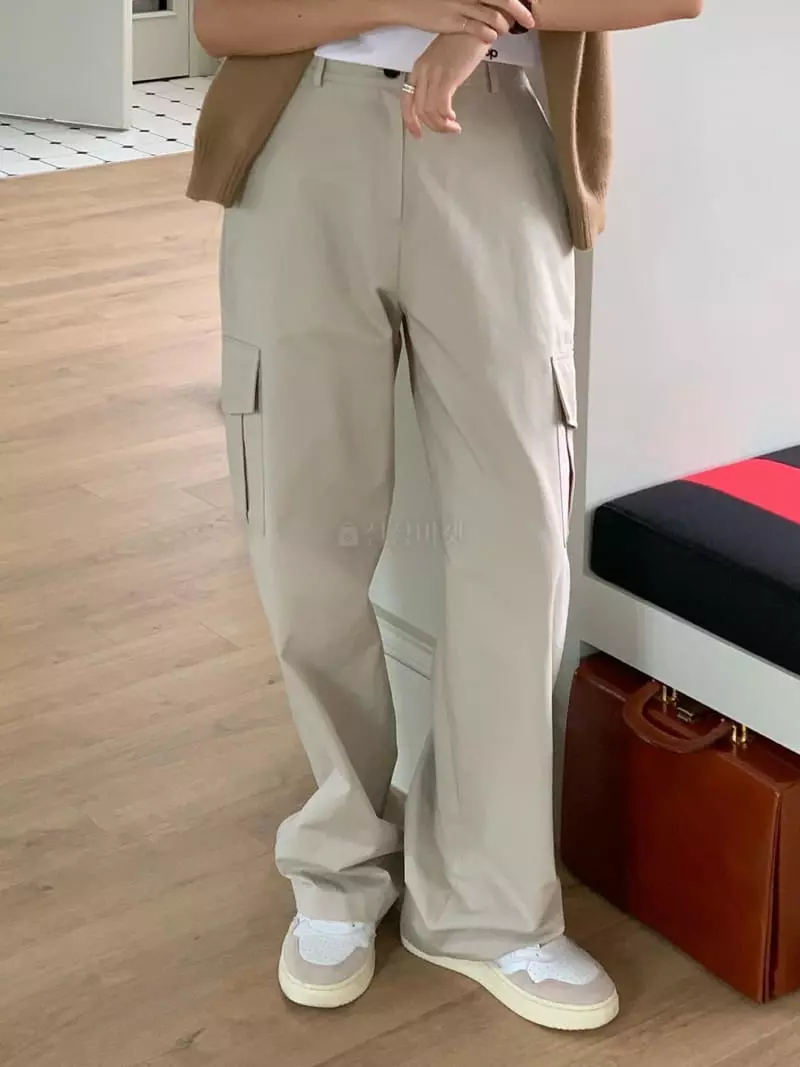 Baking Powder - Korean Women Fashion - #momslook - Toy Cargo Pants - 5