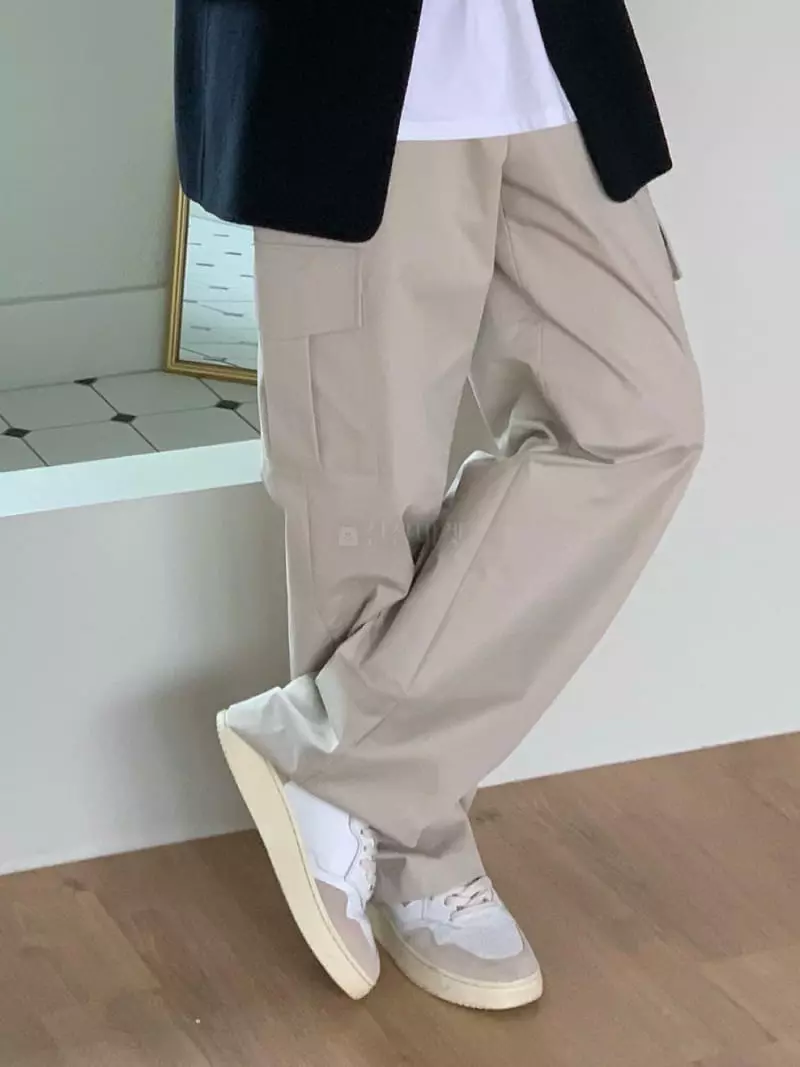 Baking Powder - Korean Women Fashion - #momslook - Toy Cargo Pants - 7