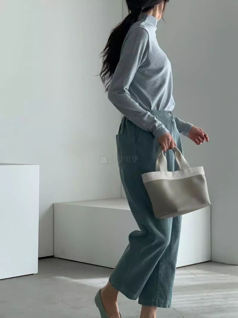Baribari - Korean Women Fashion - #momslook - Rib Pocket Pants - 2