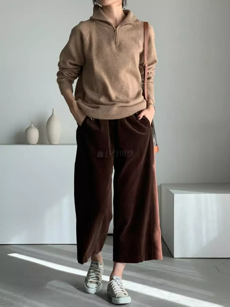 Baribari - Korean Women Fashion - #momslook - Air Turtleneck Zip-up - 2