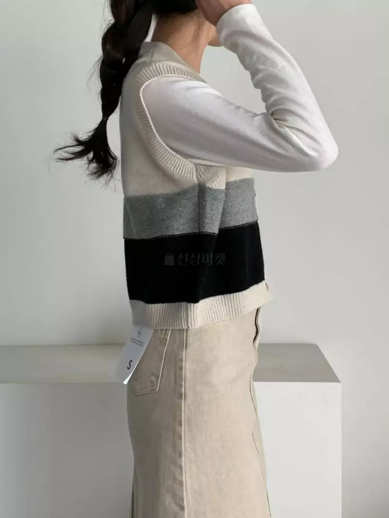 Baribari - Korean Women Fashion - #vintagekidsstyle - Tonny Knit Tee - 11