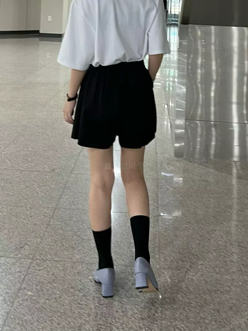 Beaming Seoul - Korean Women Fashion - #momslook - Daddy Skirt Pants - 8