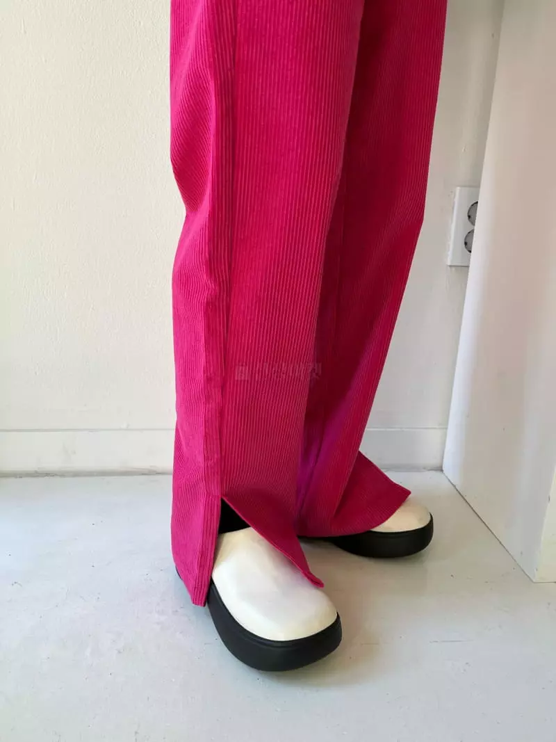 Beaming Seoul - Korean Women Fashion - #momslook - Rib Slit Pants - 11