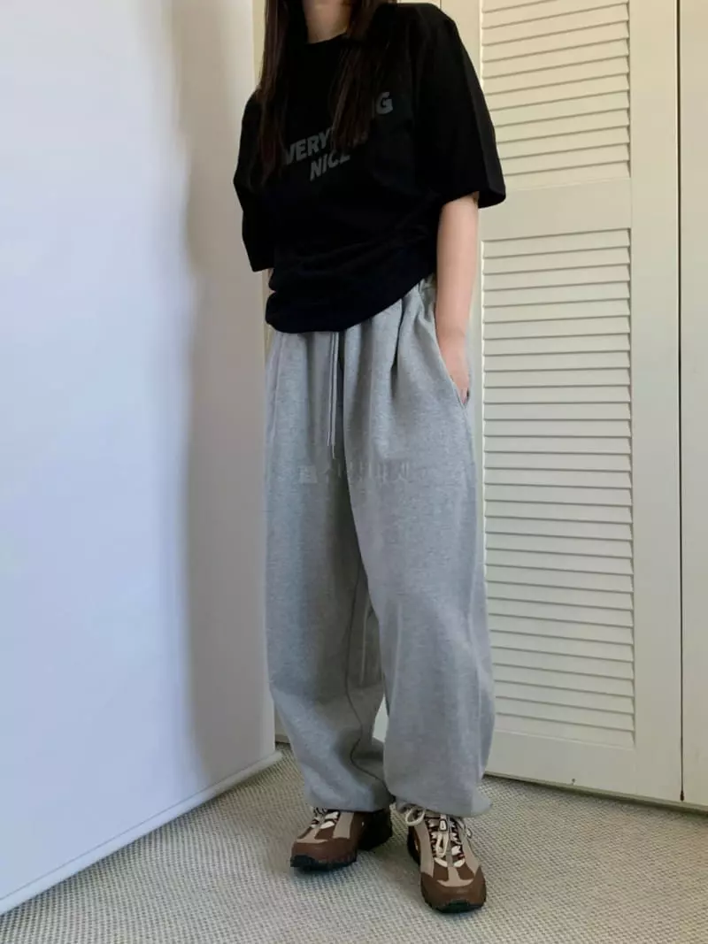 Beaming Seoul - Korean Women Fashion - #restrostyle - One Tuck String Pants - 4