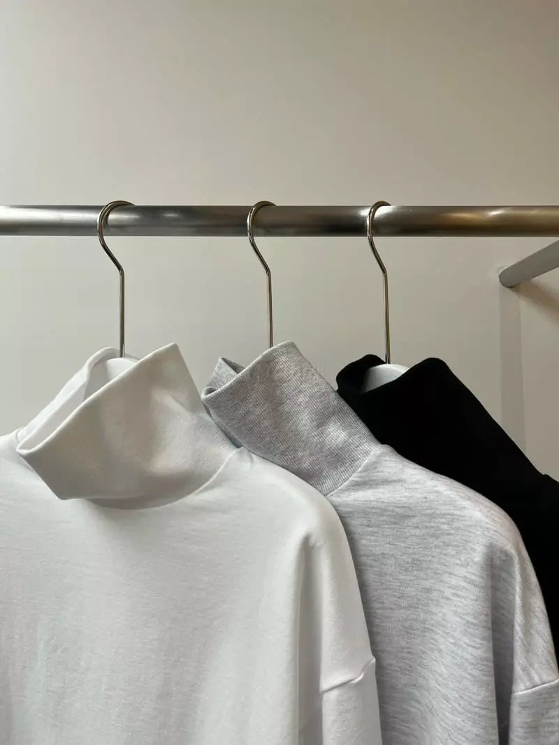 Beaming Seoul - Korean Women Fashion - #thatsdarling - High Neck Fleece Tee - 9