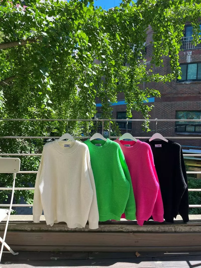 Beaming Seoul - Korean Women Fashion - #womensfashion - Nijou Boxy Knit Tee - 3