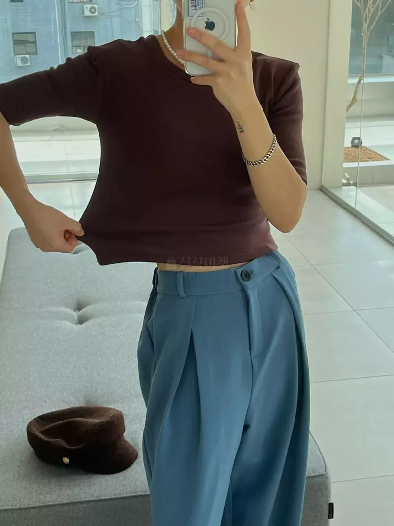 Beaming Seoul - Korean Women Fashion - #momslook - Fleece Crop Tee - 4