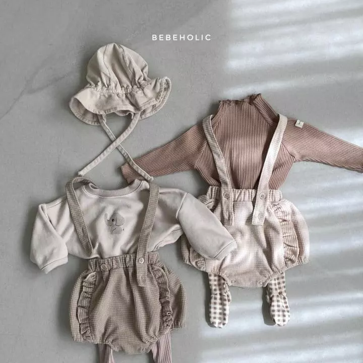 Bebe Holic - Korean Baby Fashion - #onlinebabyboutique - Waffle Frill Dungarees