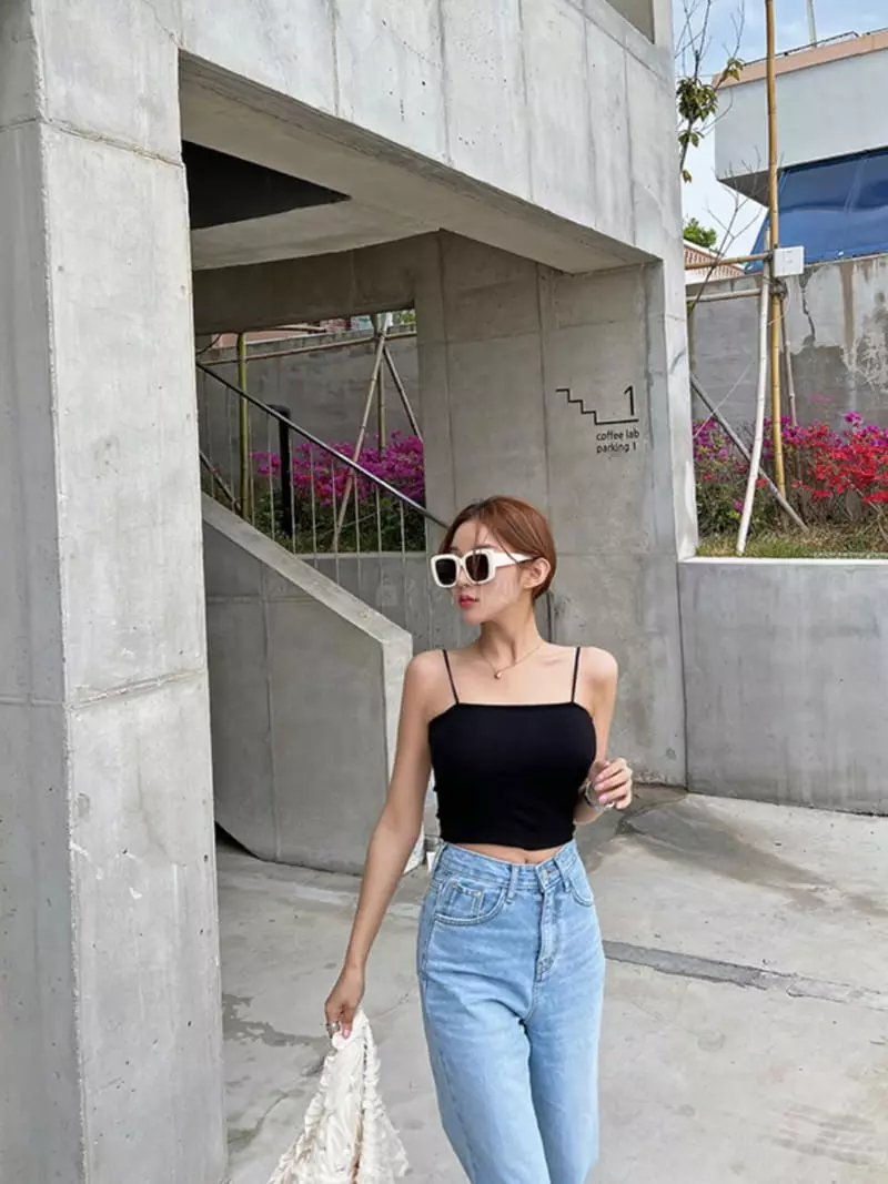 Betone - Korean Women Fashion - #momslook - Cube Cap Sleeveless - 6