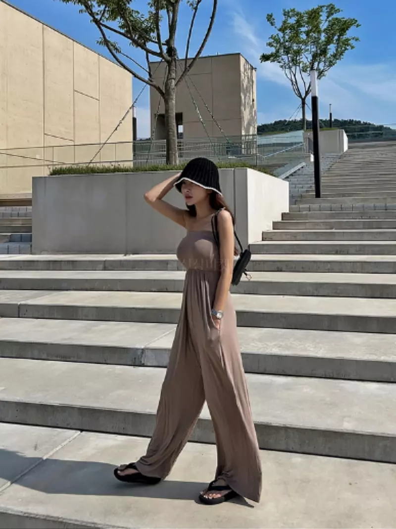 Betone - Korean Women Fashion - #momslook - Cube Top Jumpsuit - 3