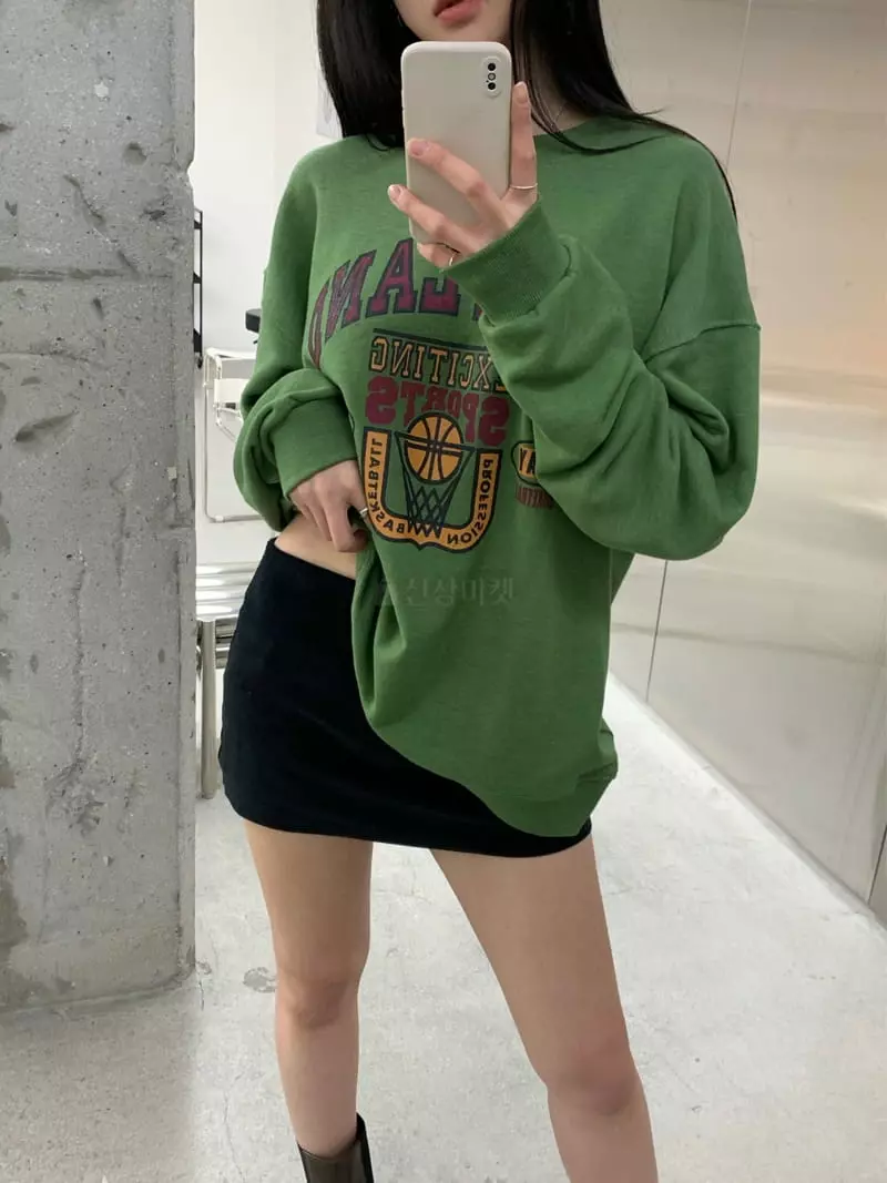 Betone - Korean Women Fashion - #momslook - Portland Sweatshirt - 7