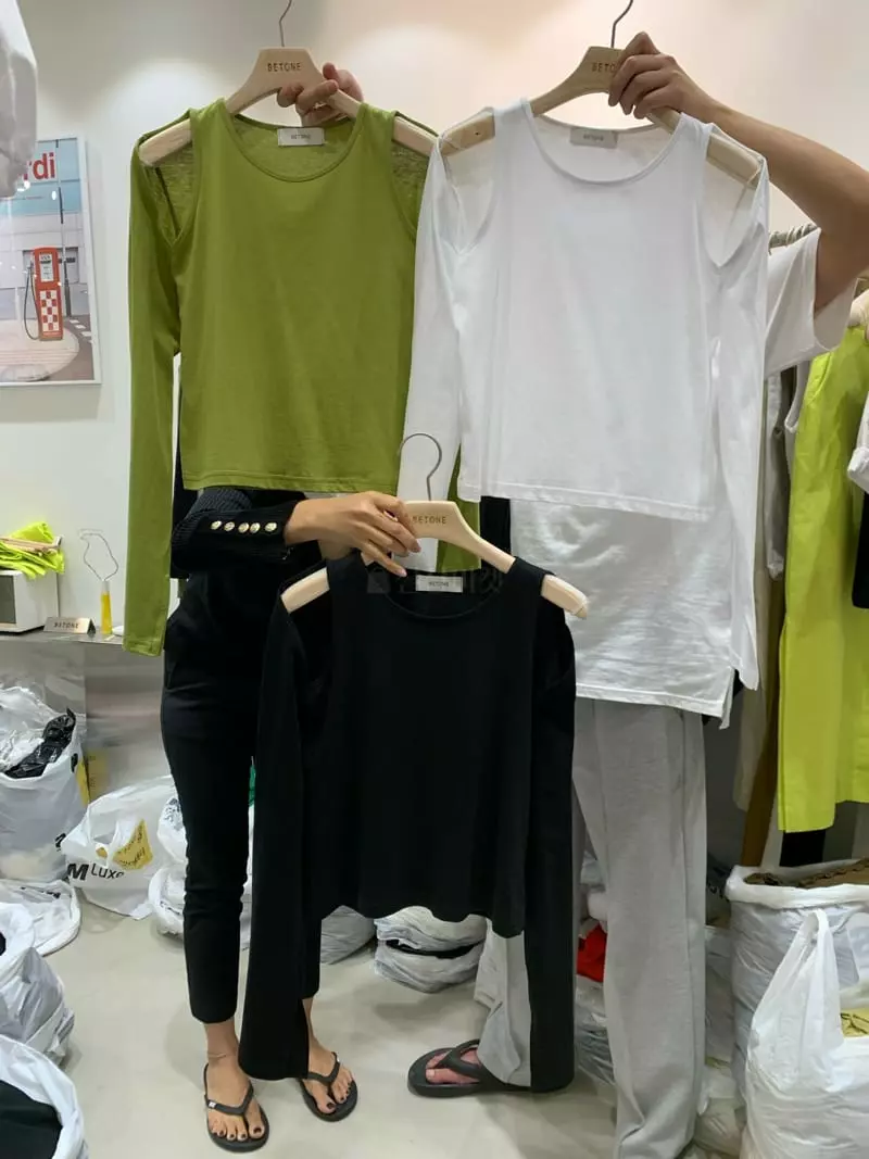 Betone - Korean Women Fashion - #momslook - Slit Tee - 4