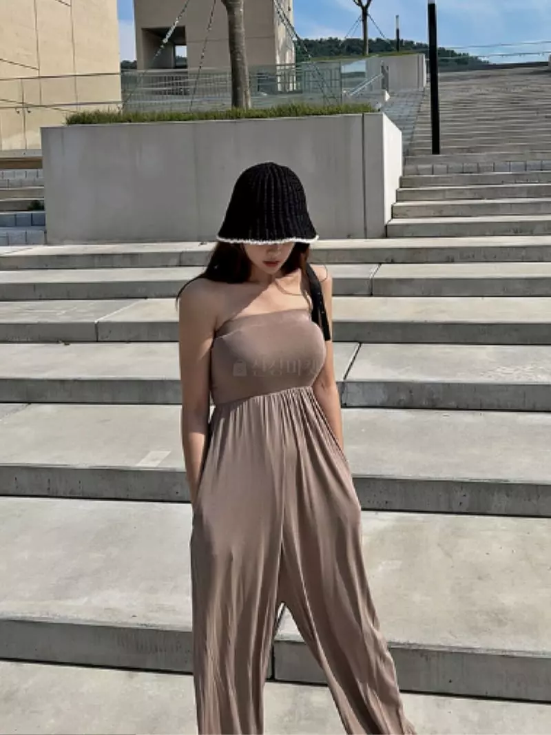 Betone - Korean Women Fashion - #womensfashion - Cube Top Jumpsuit - 2