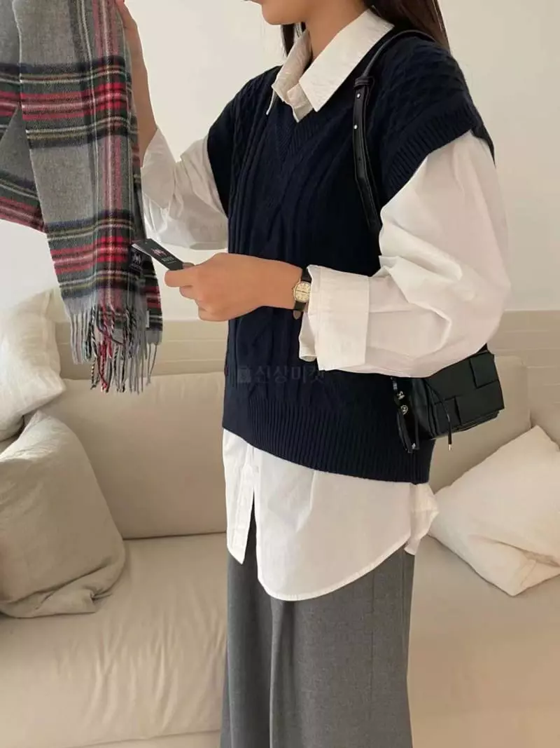 Binus - Korean Women Fashion - #momslook - Twist Vest - 5