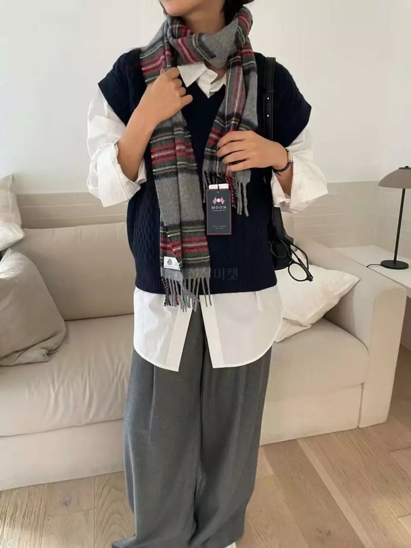 Binus - Korean Women Fashion - #thelittlethings - Muffler